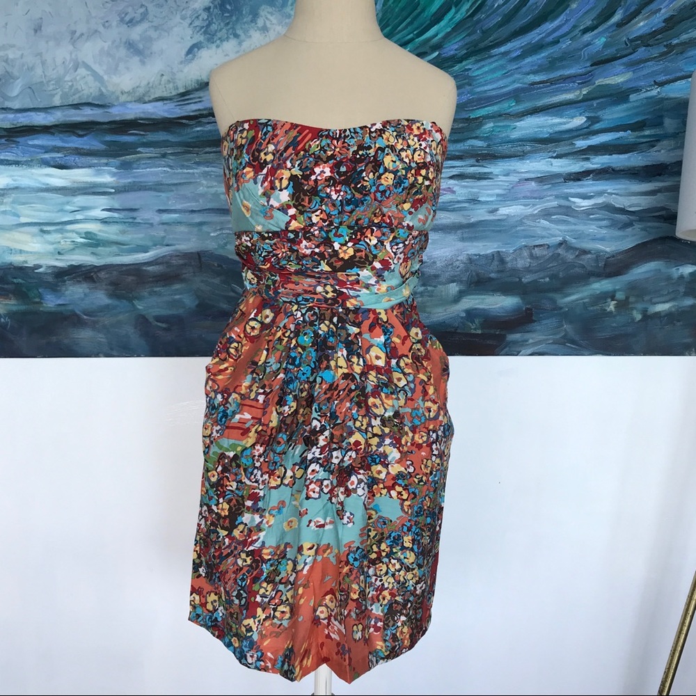 Strapless dress by Mystic